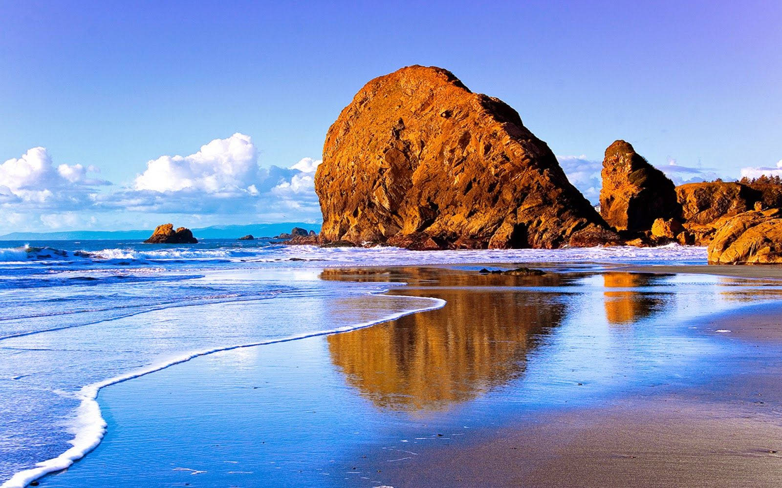 1600x1000 Download Goa India Beautiful Beach Wallpaper