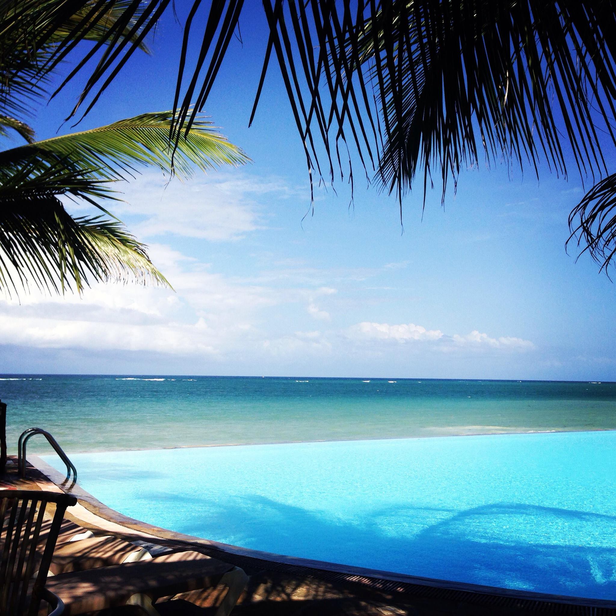 2048x2048 Idyllic Indian Ocean Islands to pair with your Safari Luxury Travel