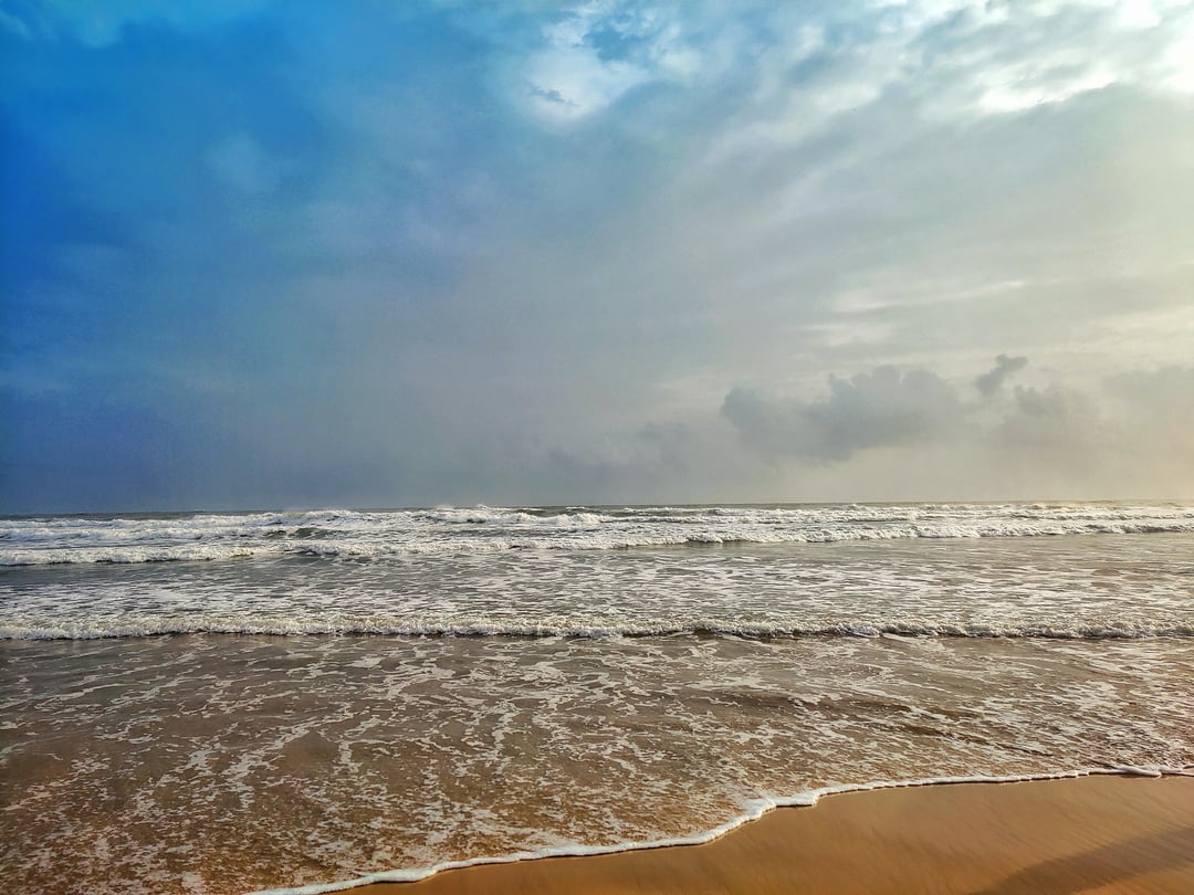 1080x810 Evening at Baga Beach, Goa, India