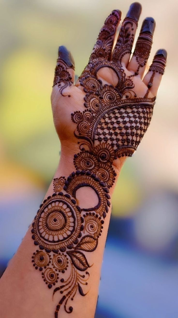 736x1308 Unique Henna Designs!