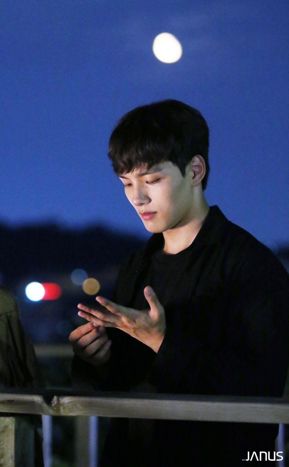 960x1547 Yeo JinGoo, My Absolute Boyfriend Drama Set Behind The Scene