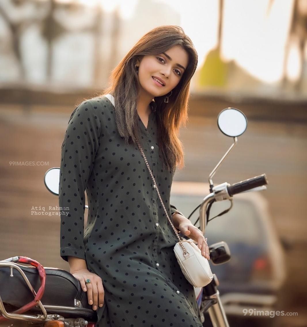 1066x1137 Tanjin Tisha Wallpaper