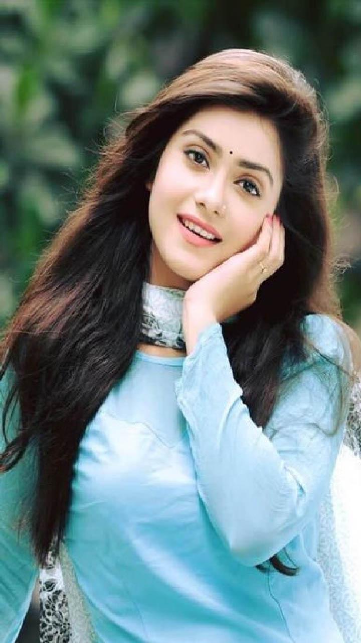 720x1280 Tanjin Tisha Wallpaper