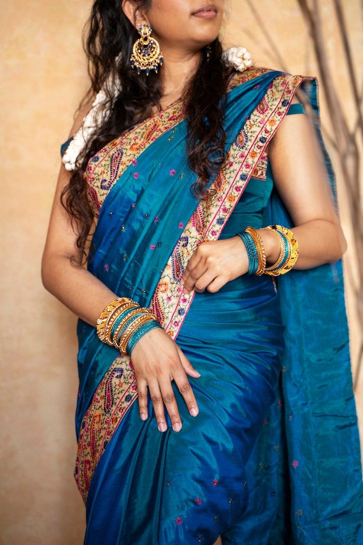 740x1110 Pattu saree Image