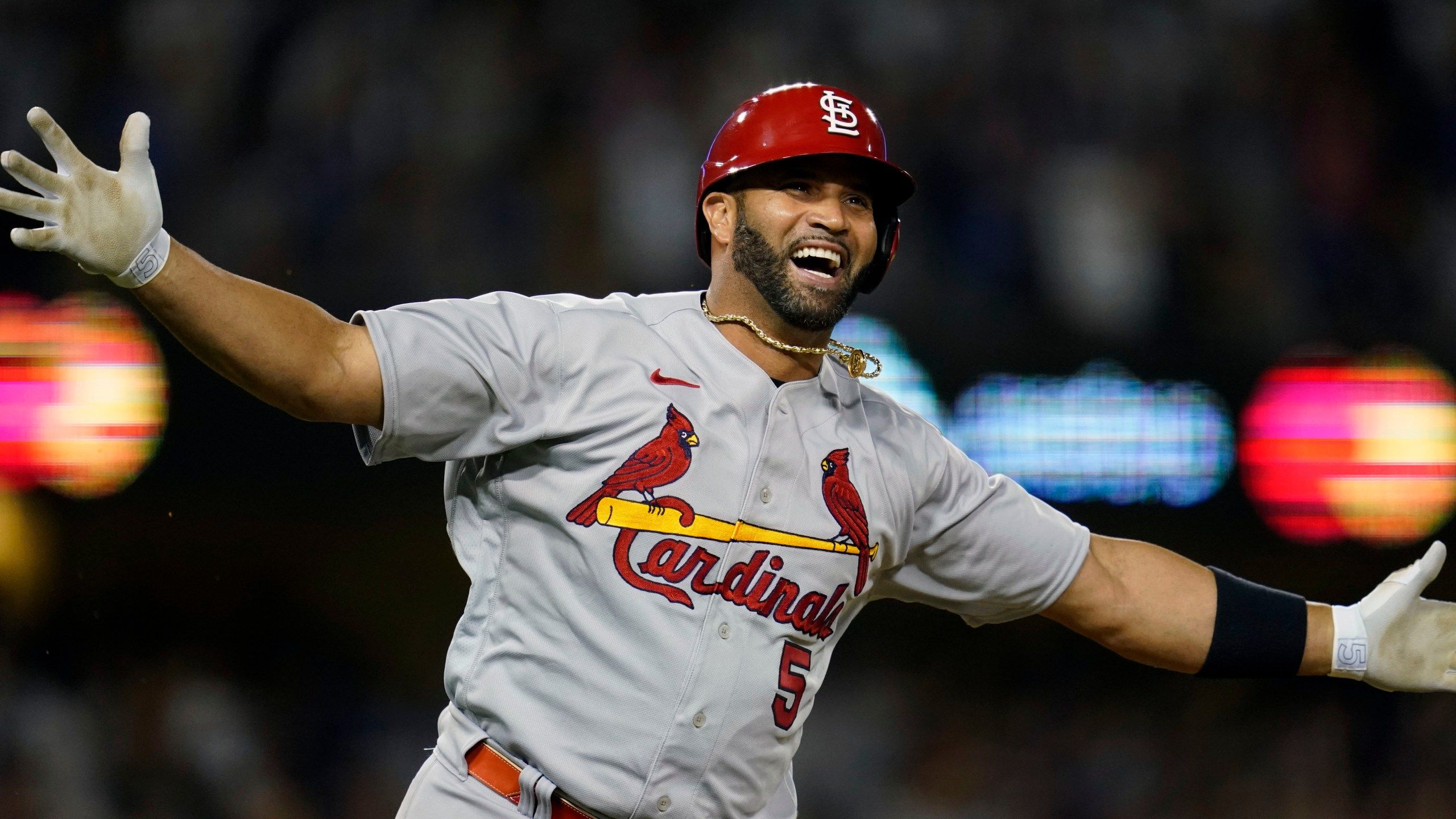 2560x1440 Could prime Albert Pujols fetch $1 billion in today's MLB free agency?