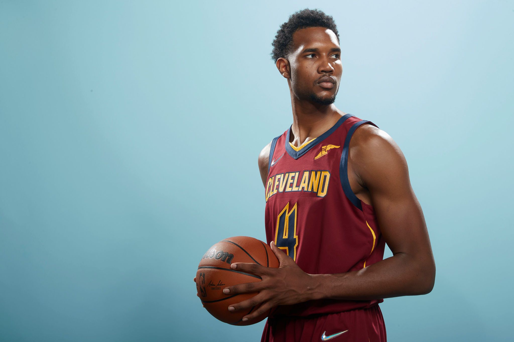 2048x1365 Evan Mobley Wallpaper