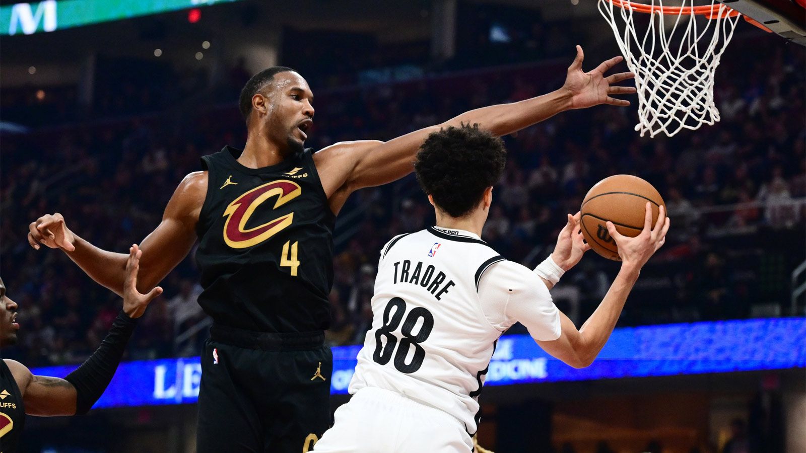 1600x900 Is Evan Mobley playing tonight? Cavs vs. Hornets injury report
