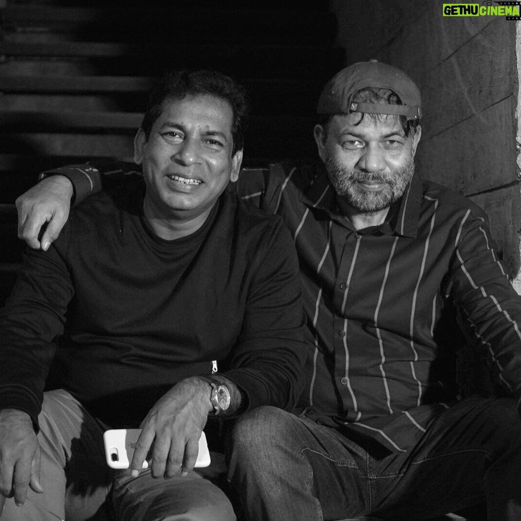 1075x1075 Mosharraf Karim
