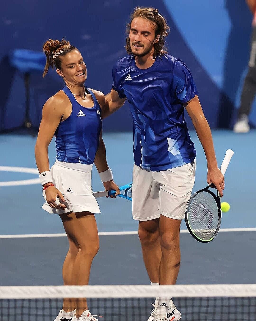 1080x1350 Download Maria Sakkari And Stefanos Tsitsipas Wallpaper