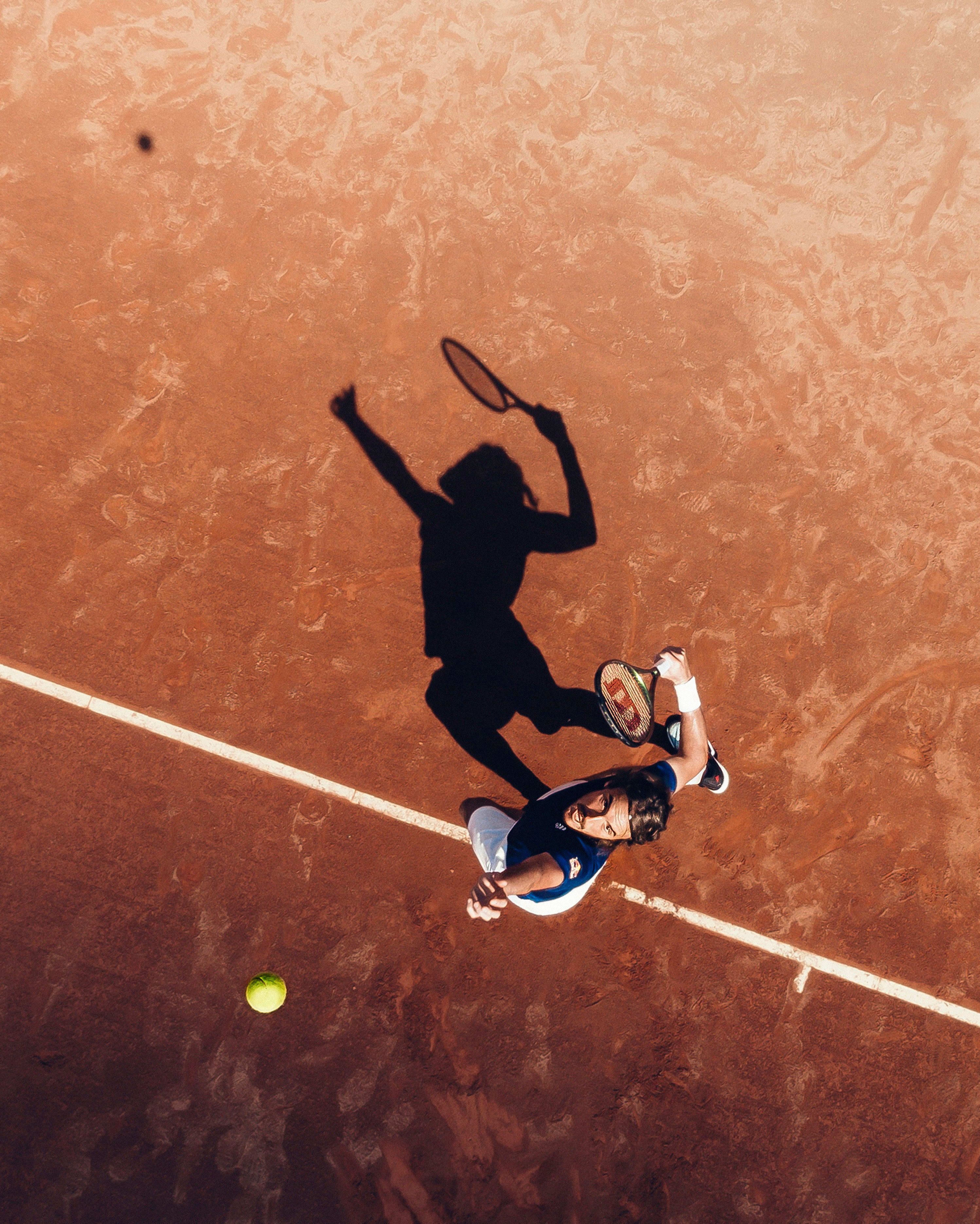 2995x3741 Stéfanos Tsitsipás: The tennis star's life and travel