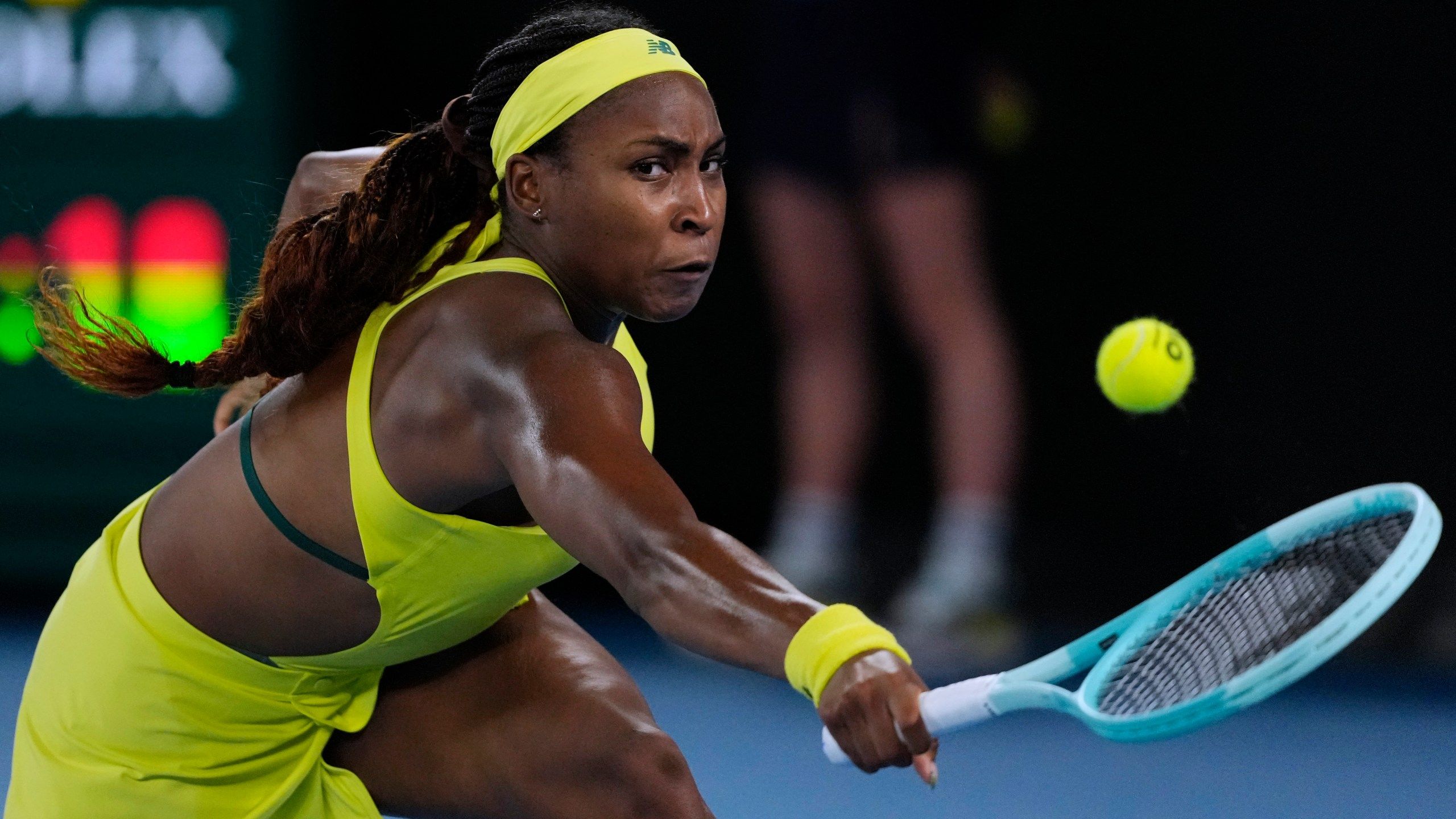 2560x1440 Coco Gauff is into the Australian Open's 3rd round and still unbeaten in 2025