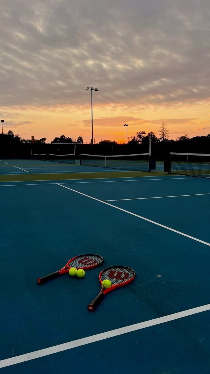 736x1308 sunset tennis