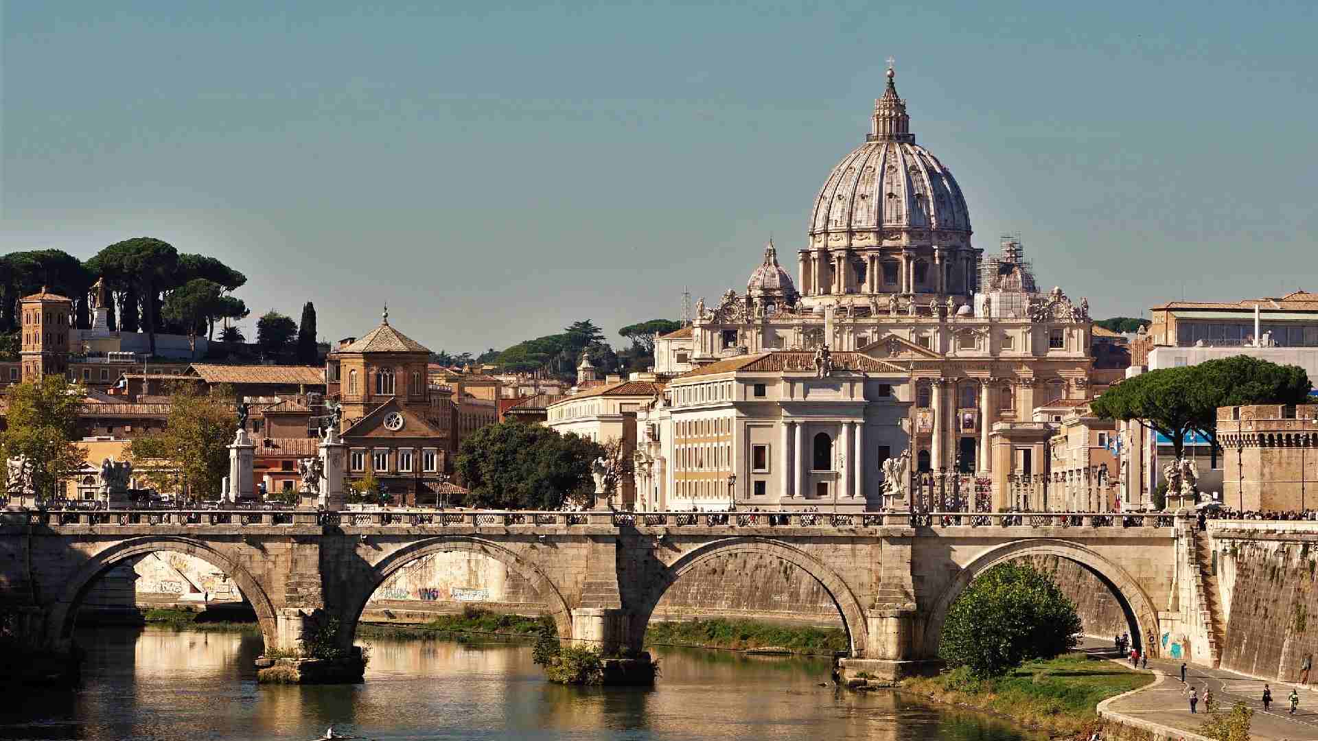 1920x1080 St. Peter's Basilica: Explore Vatican's Iconic Church