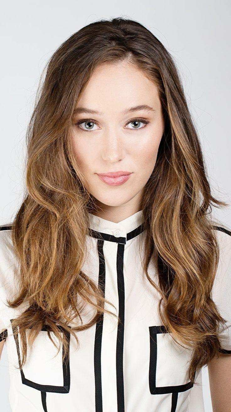 736x1309 stirring, impressive, formidable wallpaper Pretty, celebrity