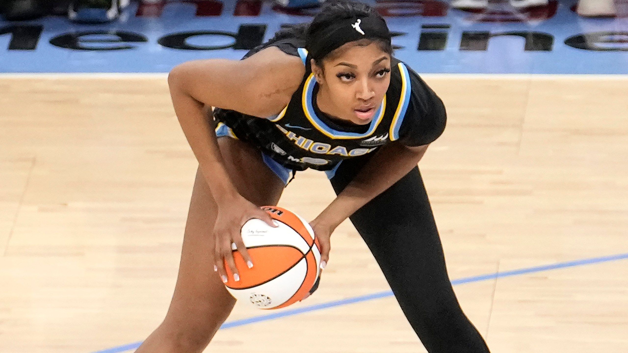 2560x1440 Angel Reese uses social media to explain wrist injury that will sideline her the rest of WNBA season