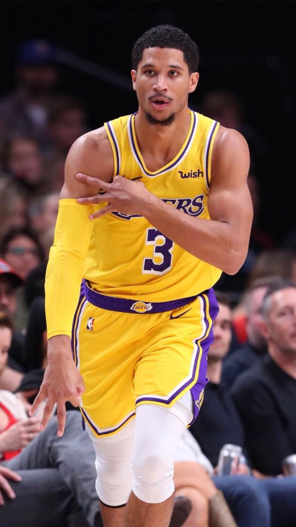 1242x2208 Josh Hart