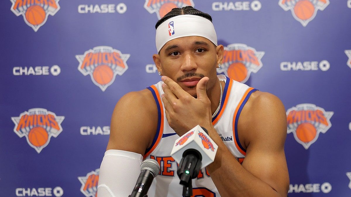1200x675 Josh Hart ejected, injured in Knicks' preseason opener vs. 76ers