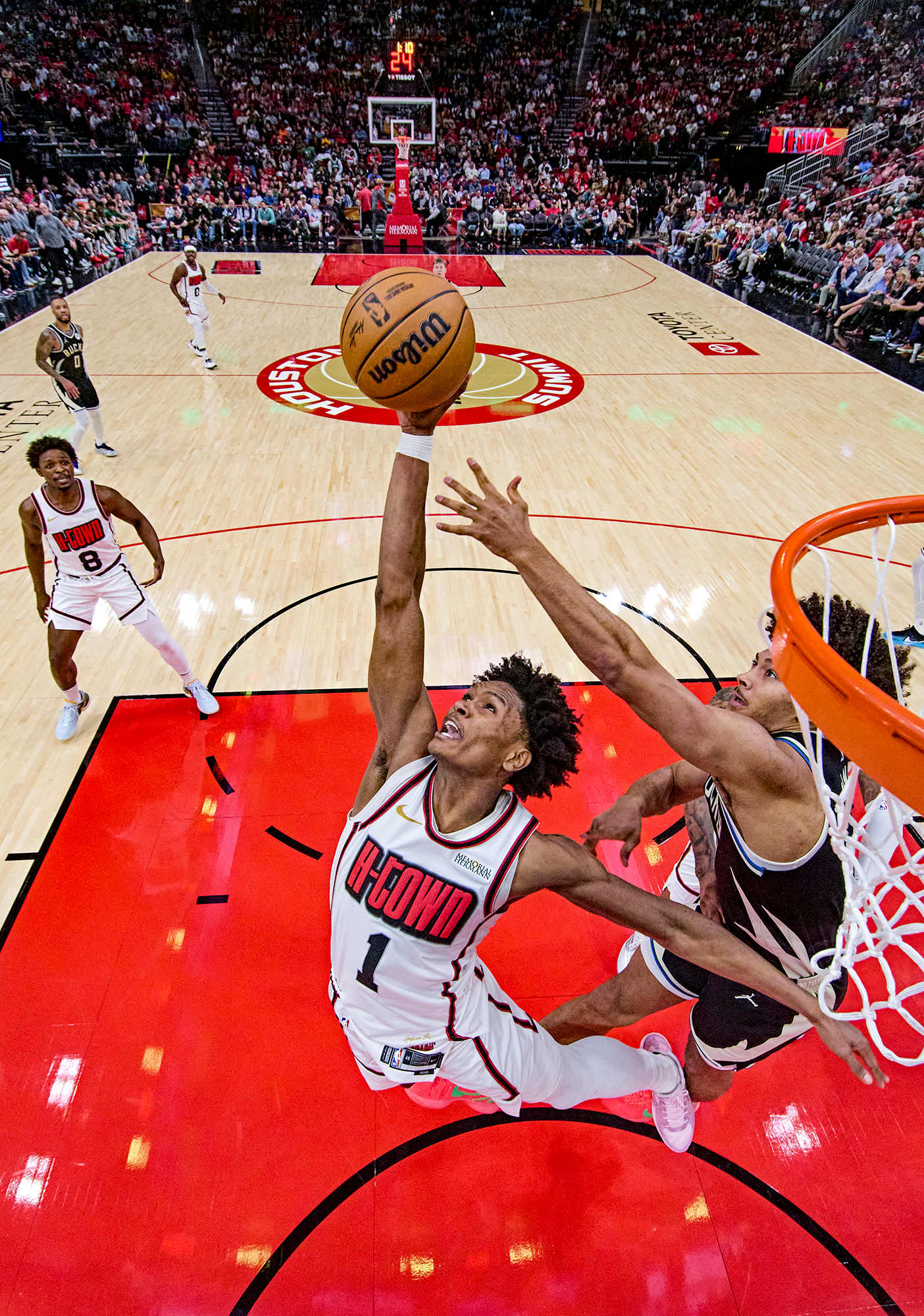 1404x2000 Amen Thompson Primed to Soar As Houston Launches NBA Title Chase
