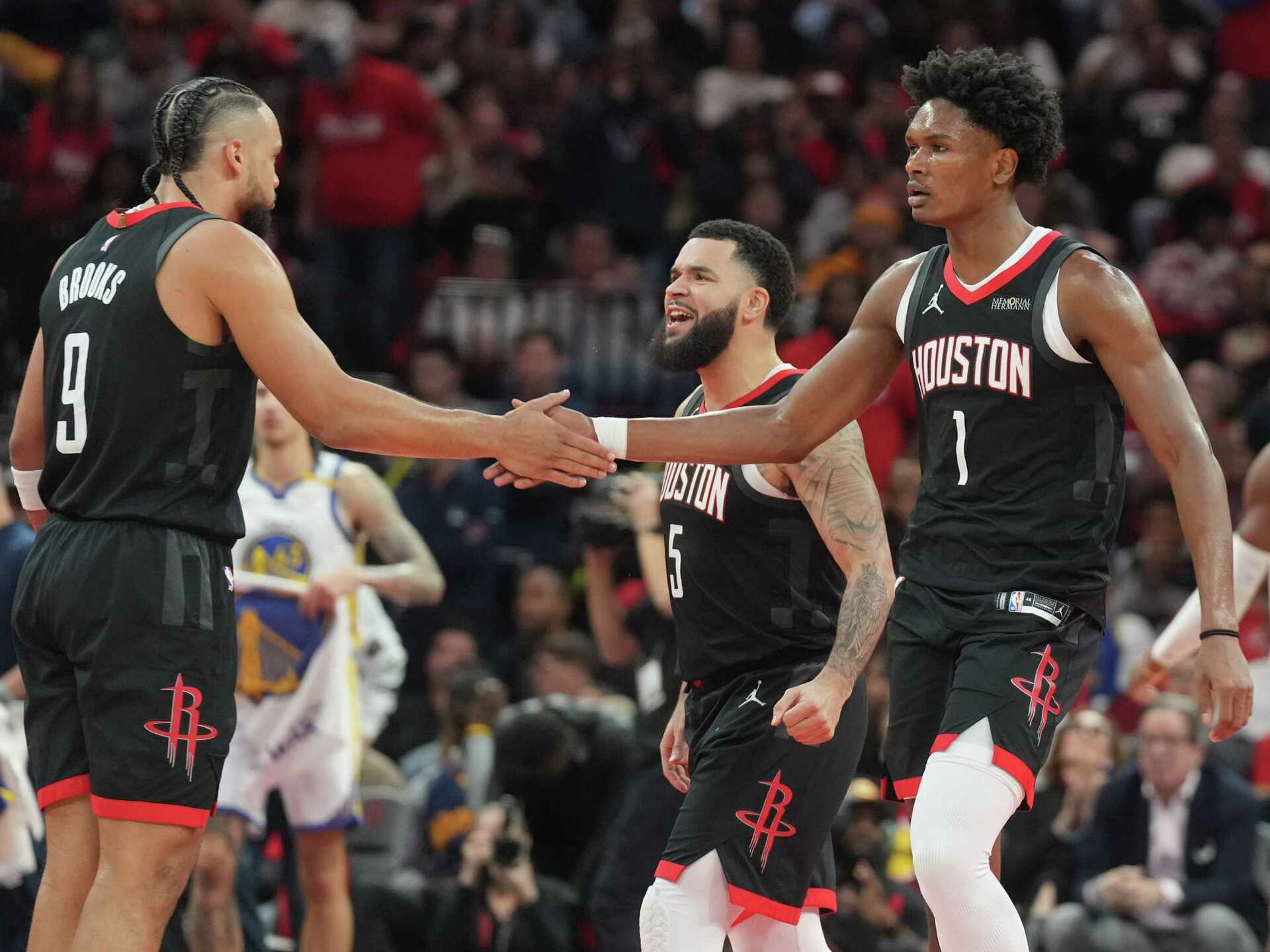 1920x1440 Houston Rockets: Amen Thompson's versatility remains a key