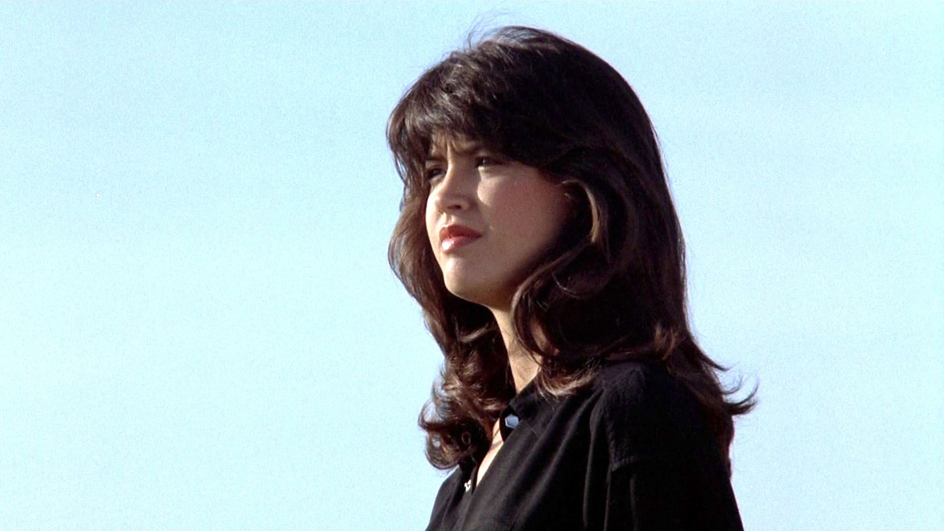 1920x1080 Phoebe Cates