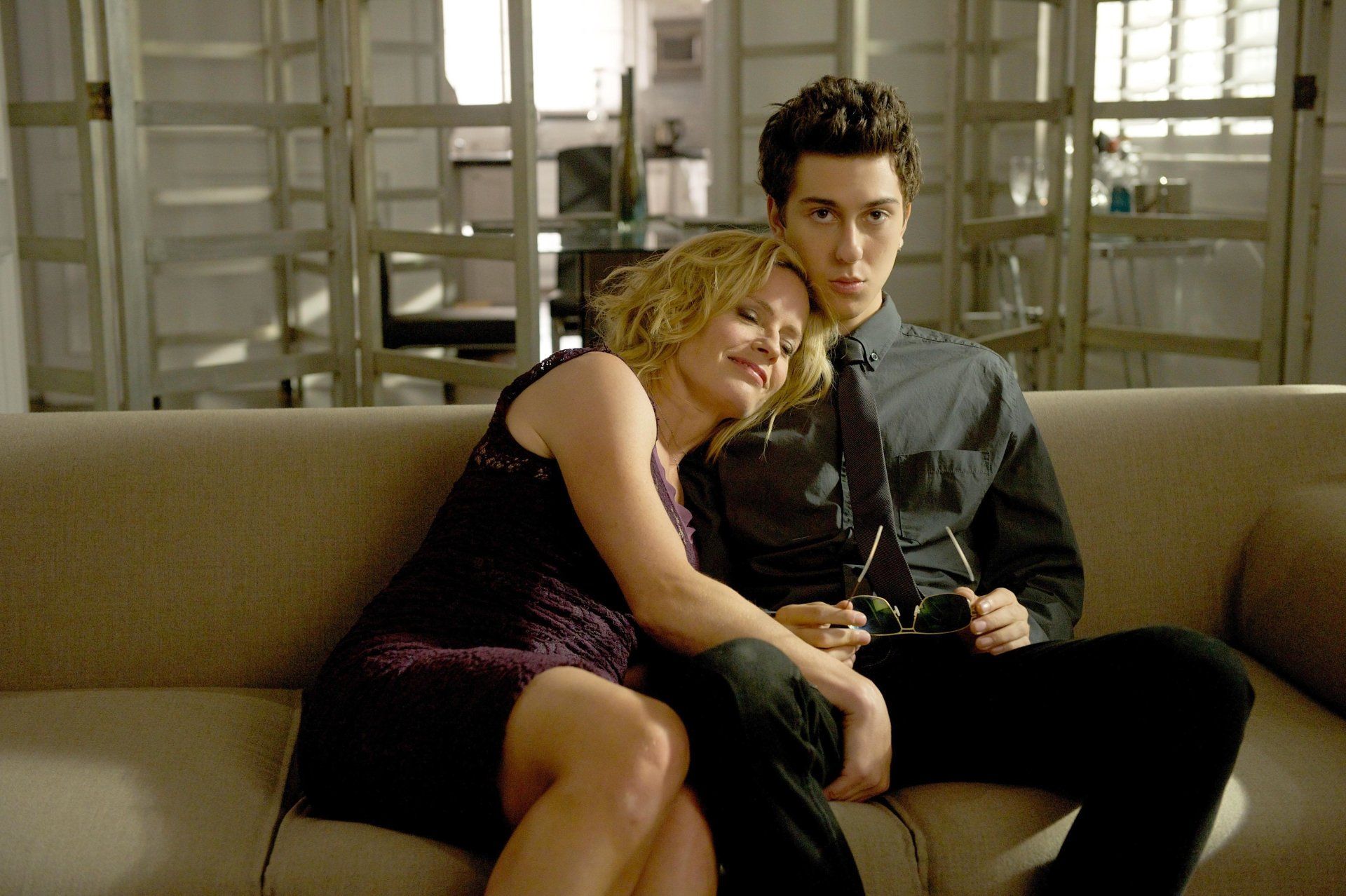 1920x1278 Download Blonde Actress Elisabeth Shue Movie Behaving Badly Image