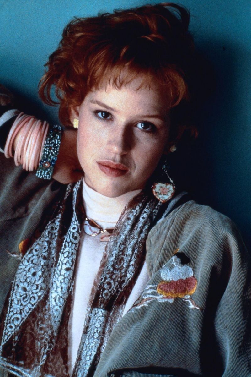 800x1200 Molly Ringwald Wallpaper