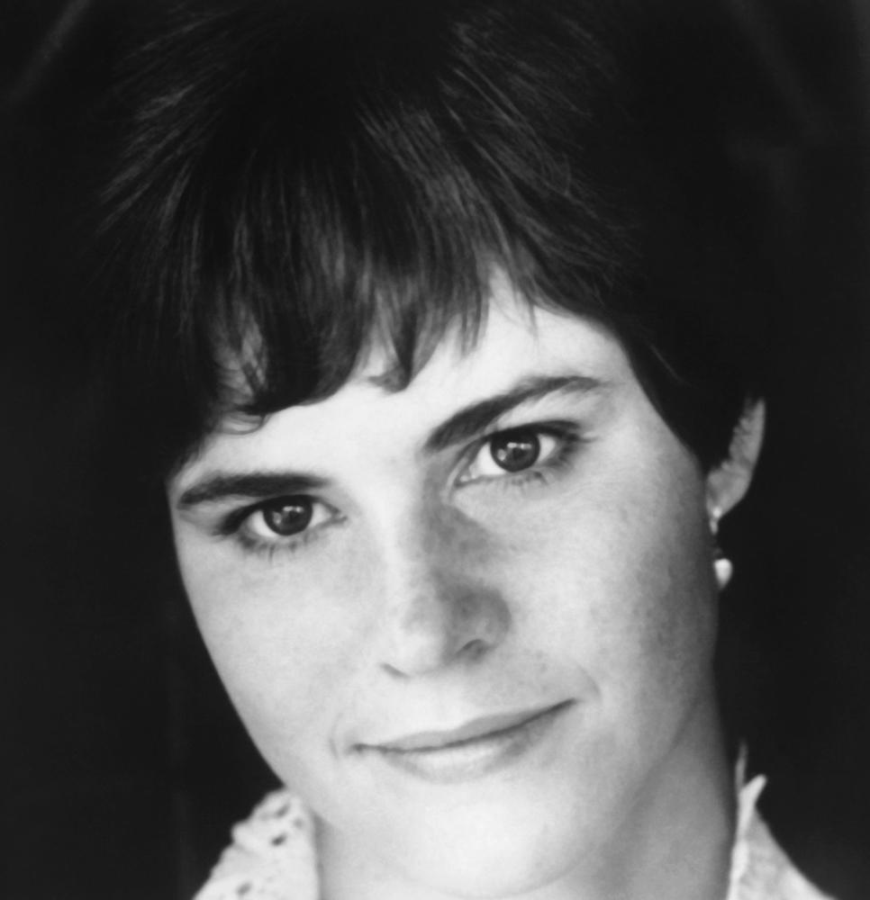 966x1000 Ally Sheedy With Head Tilted 8x10 Picture Photo Print