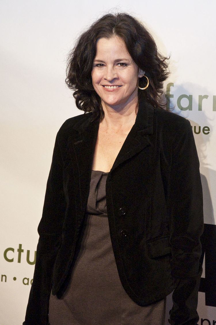 750x1125 Ally Sheedy, The Free Social Encyclopedia