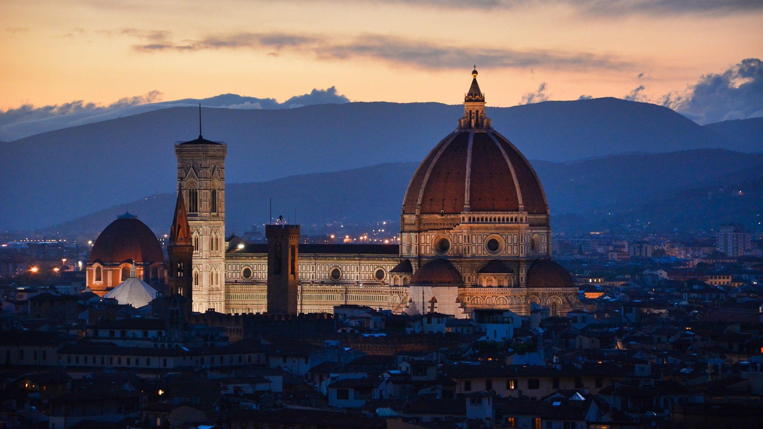 2560x1440 Florence Desktop Wallpaper
