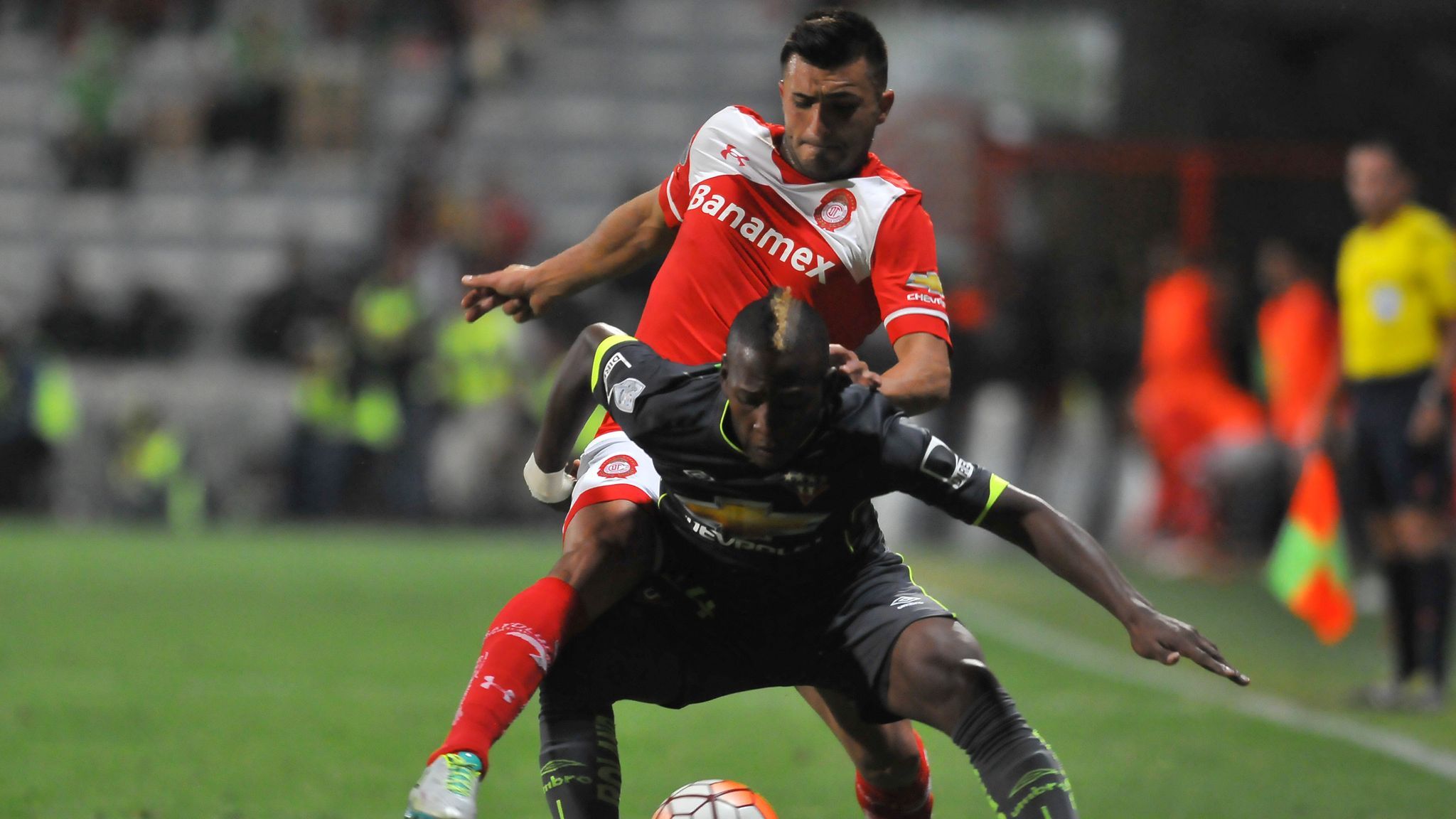 2048x1152 Watford close to signing Ecuador defender Pervis Estupinan, say Sky sources