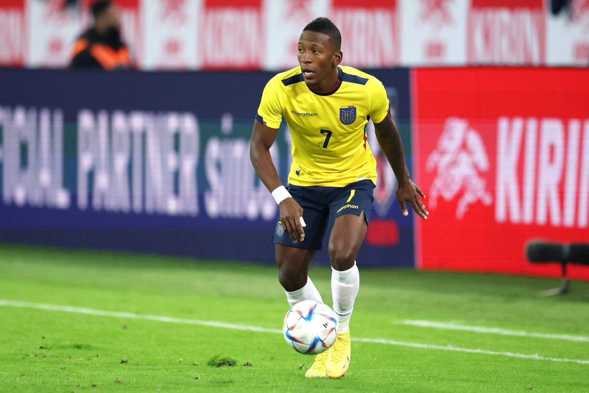 1200x800 Done Deal: Estupinan to Milan for 17m plus 2m bonus