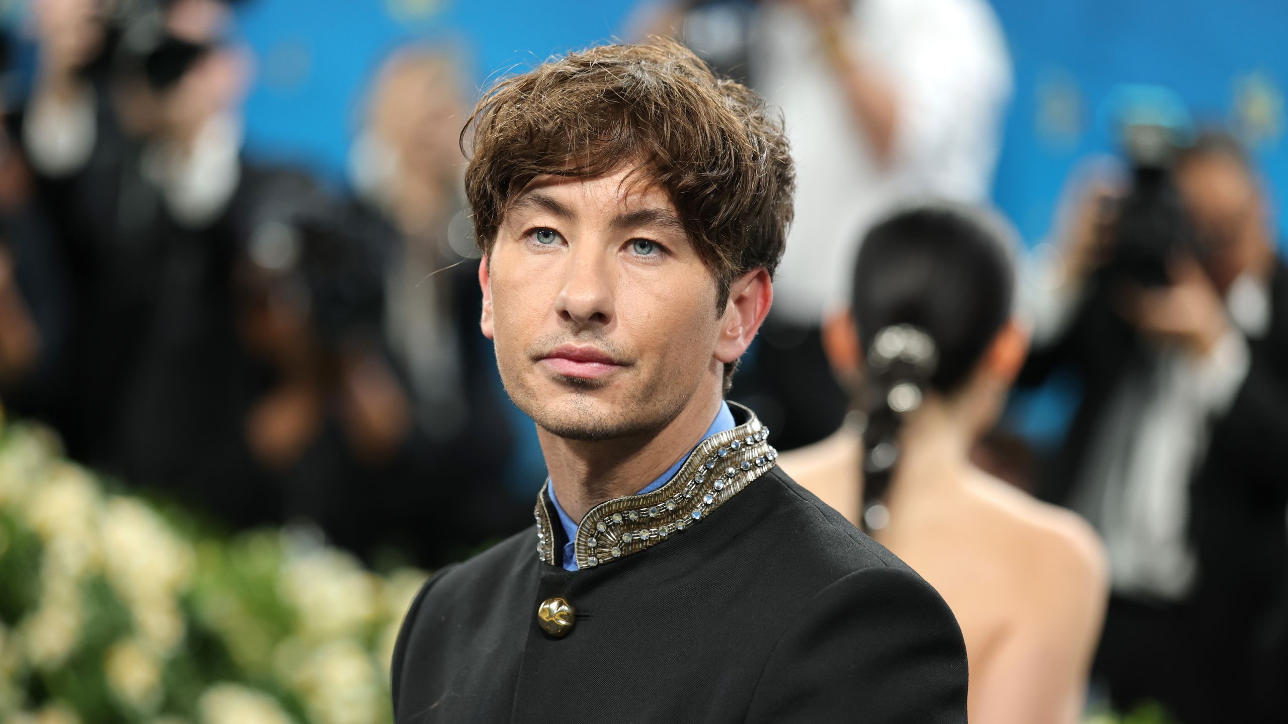 2560x1440 Barry Keoghan is already dressing like Ringo Starr at the Met Gala 2025