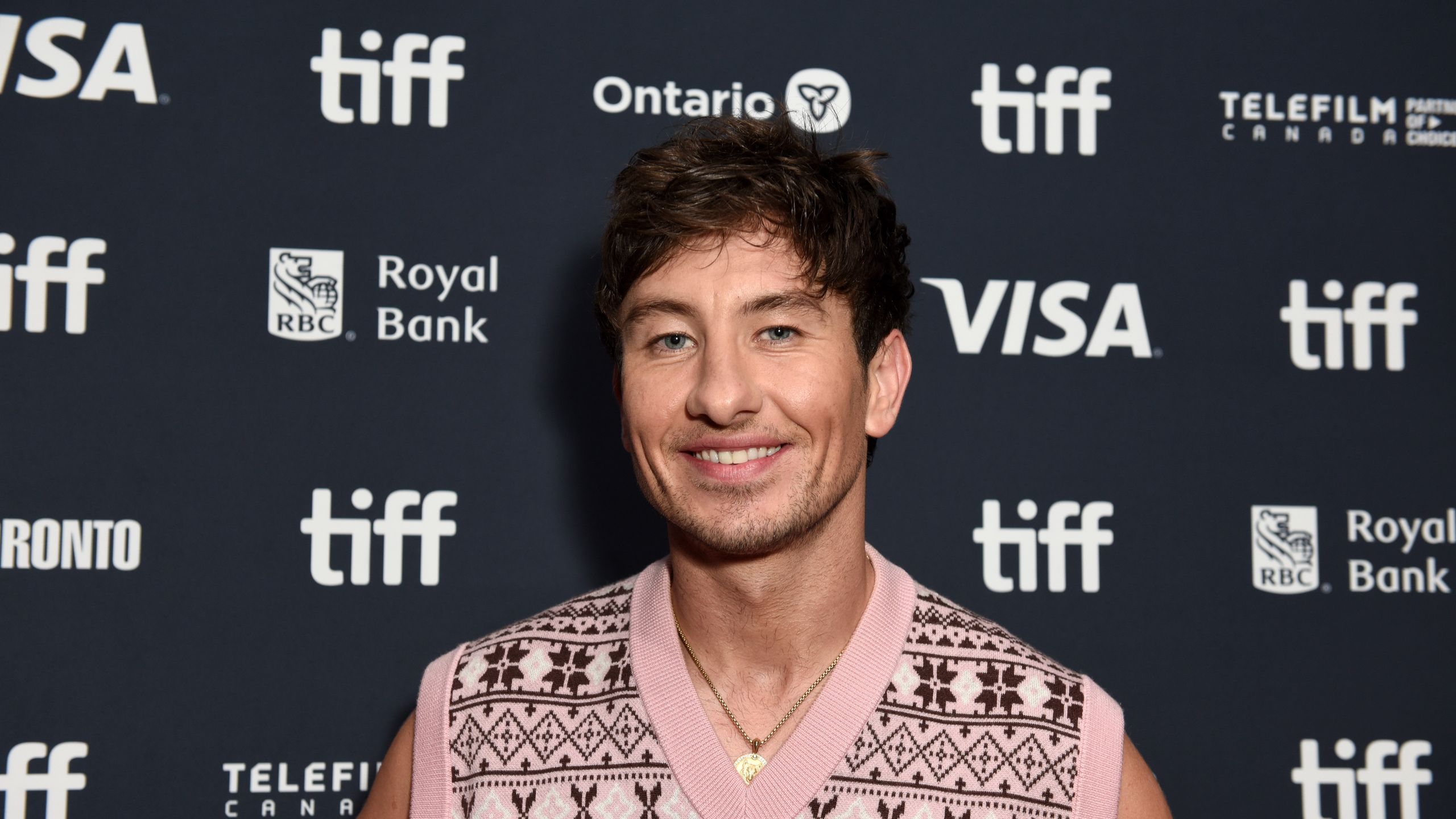 2560x1440 Barry Keoghan's Shirtless Sweater Vest Is Transitional Dressing at Its Hottest