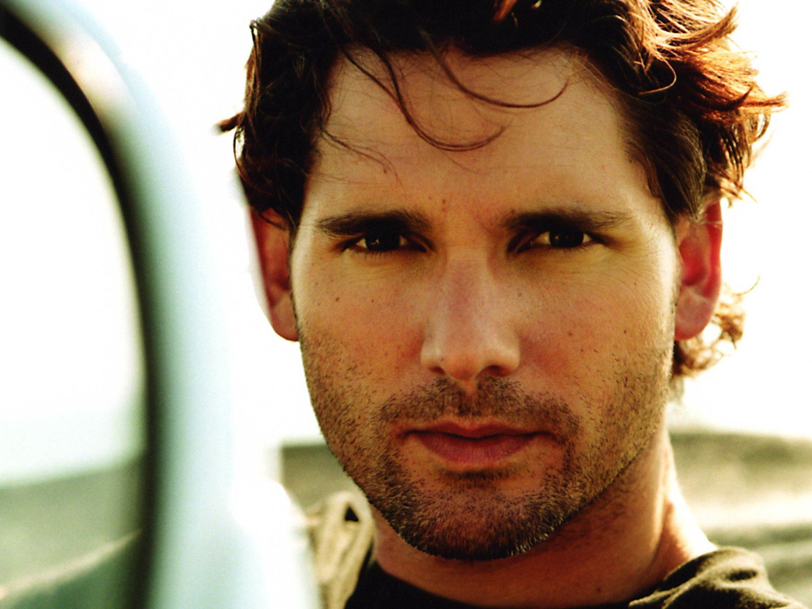 1600x1200 Download Celebrity Eric Bana Wallpaper