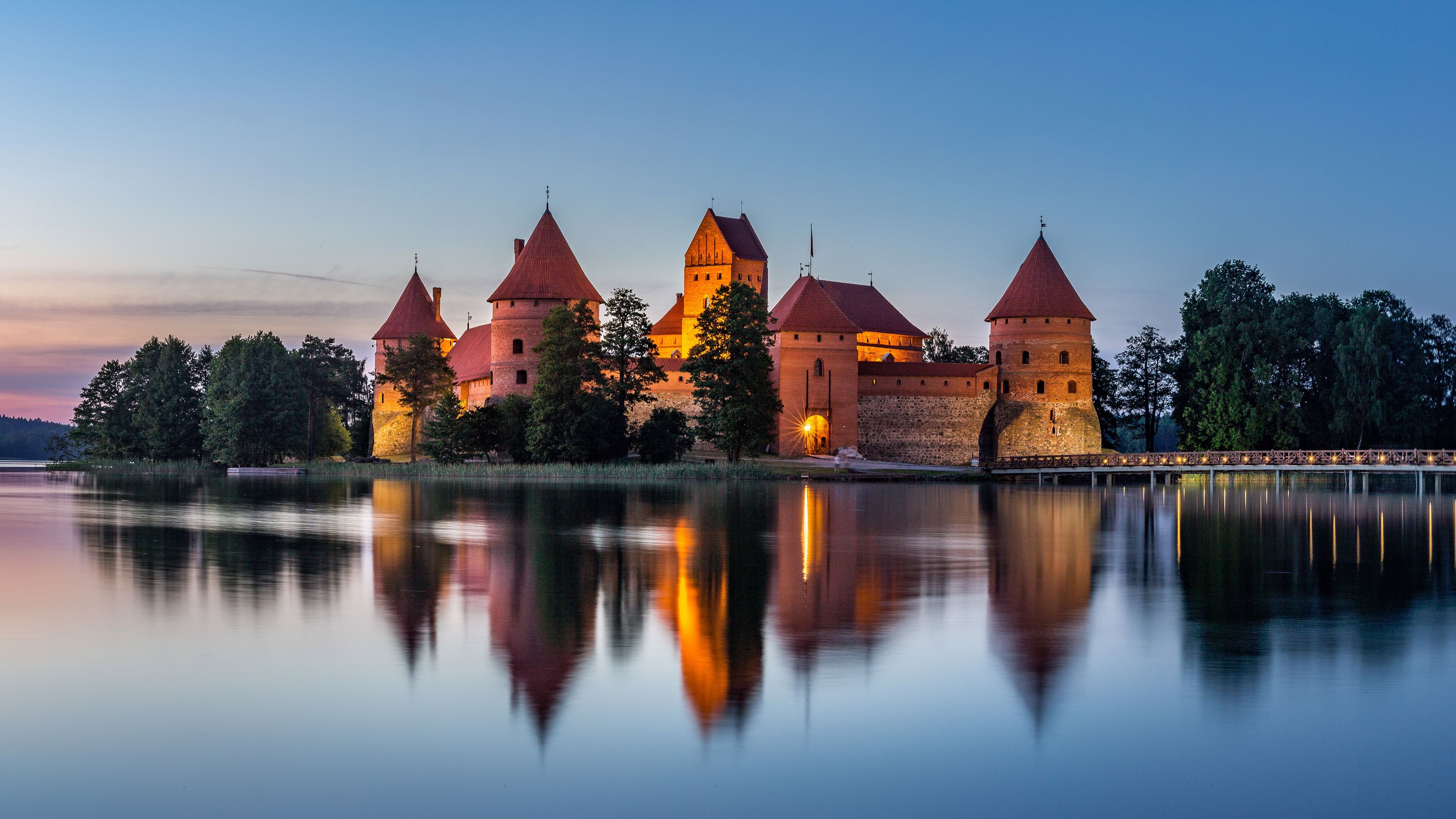 3840x2160 Lithuania Trakai Castle sunset landscape photo