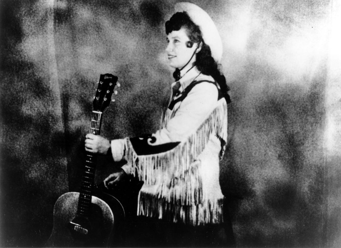 1110x809 Loretta Lynn, coal miner's daughter turned country queen, dies at 90