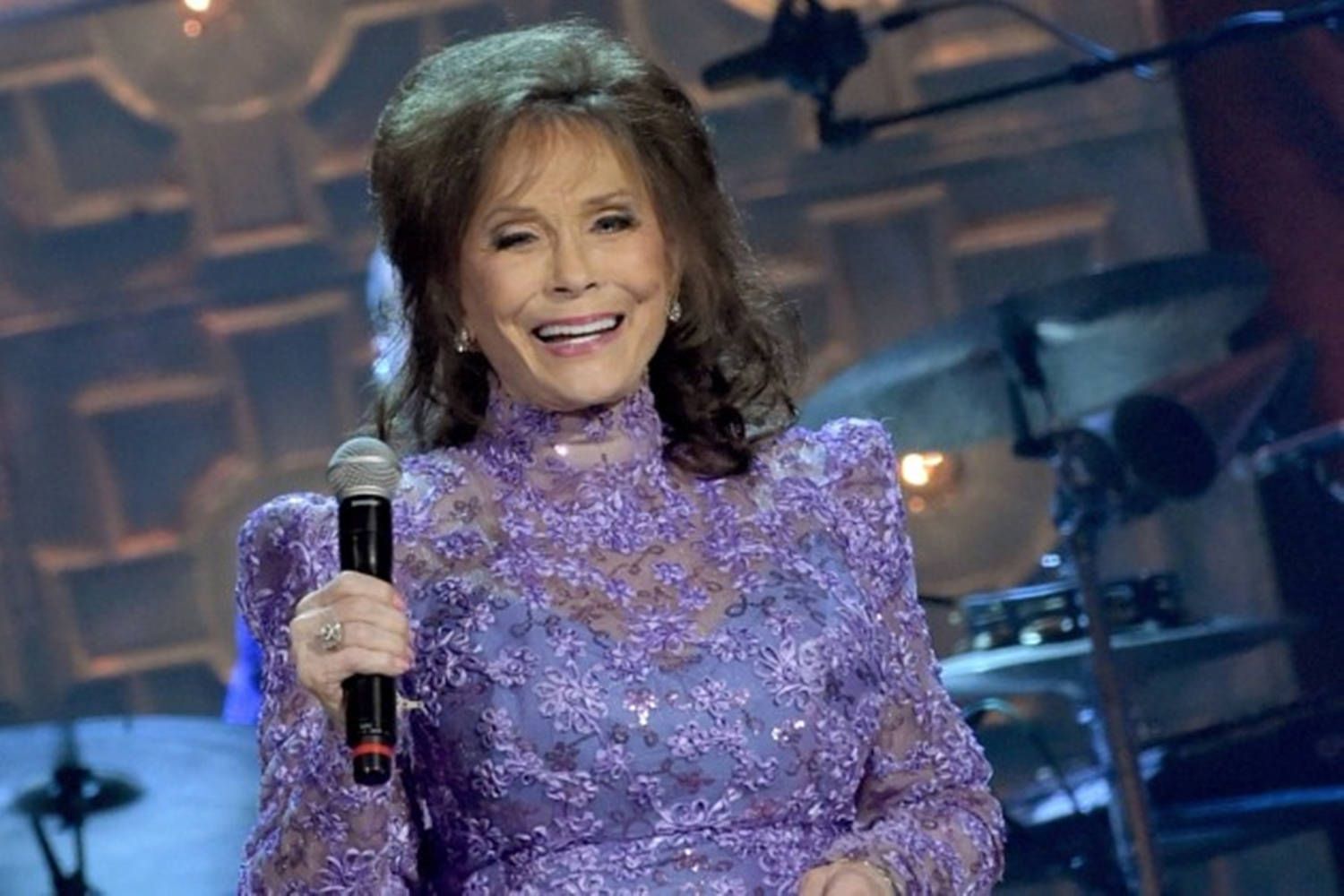 1500x1000 Loretta Lynn Picture