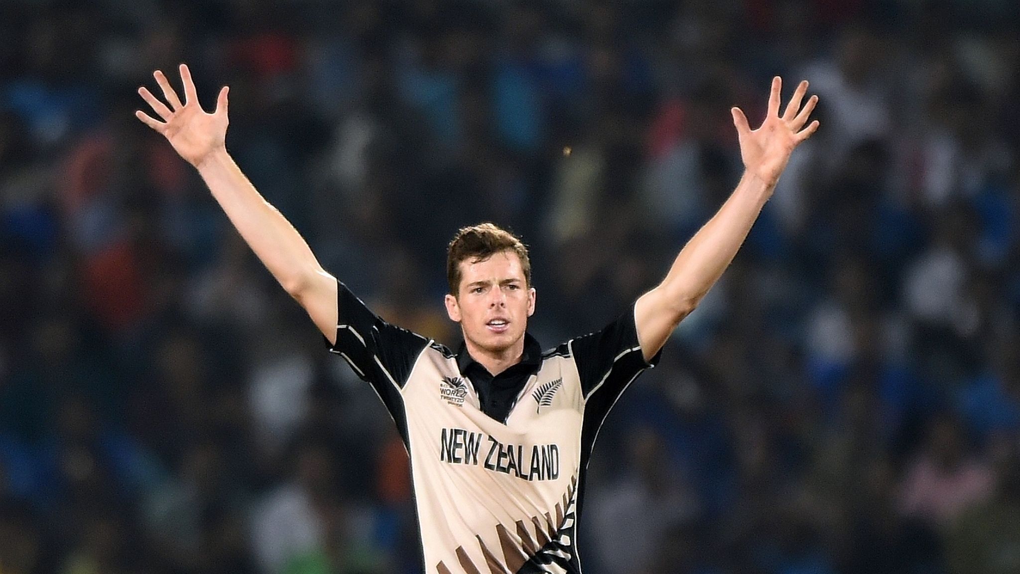 2048x1152 Mitchell Santner Wallpaper