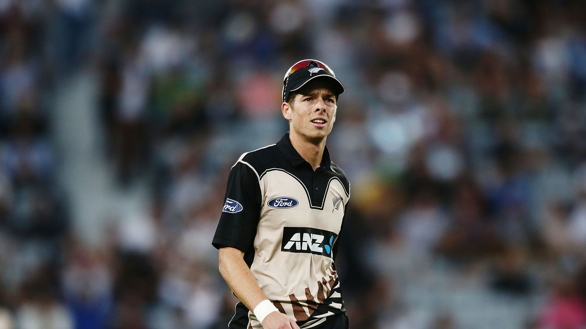 2048x1152 New Zealand's Mitchell Santner joins Derbyshire for second half of 2018 season