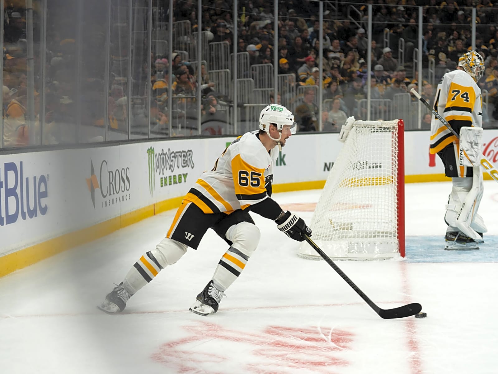 1600x1200 NHL Injuries: Penguins defenseman Erik Karlsson returns to lineup after missing past five games