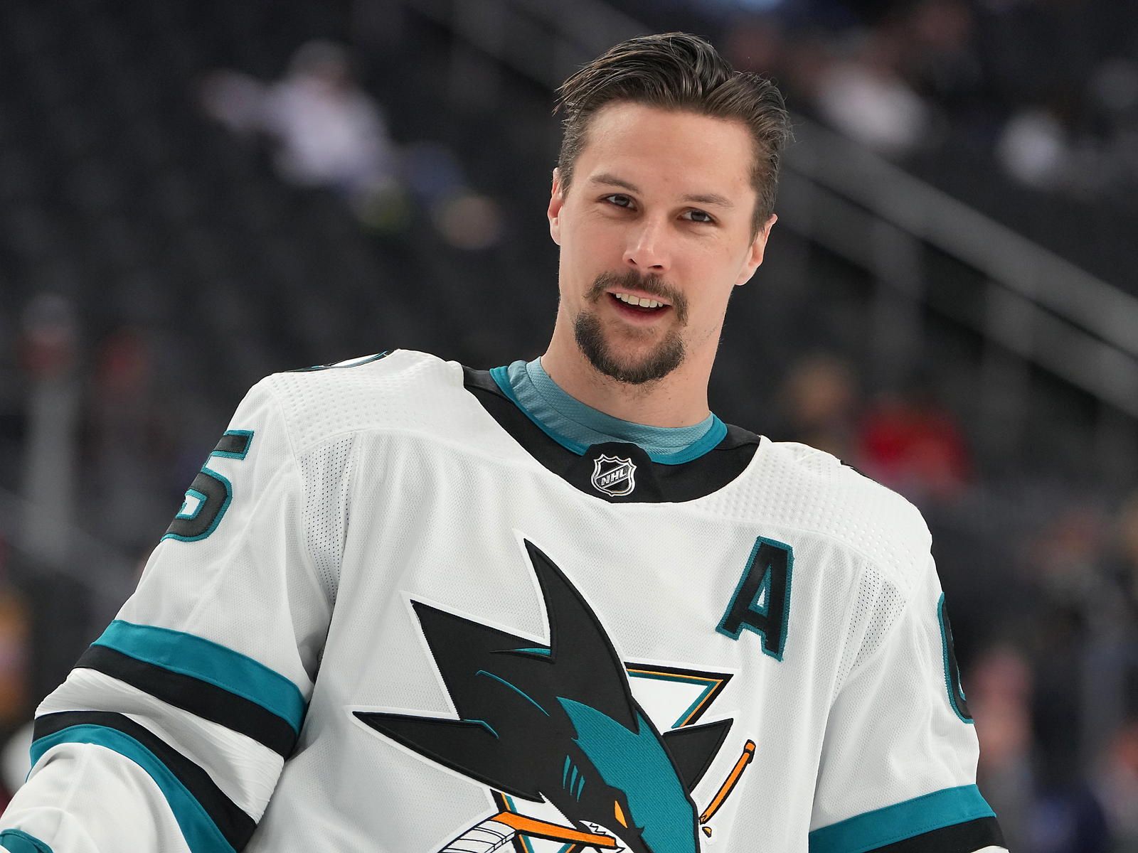 1600x1200 BREAKING: SHARKS TRADE ERIK KARLSSON