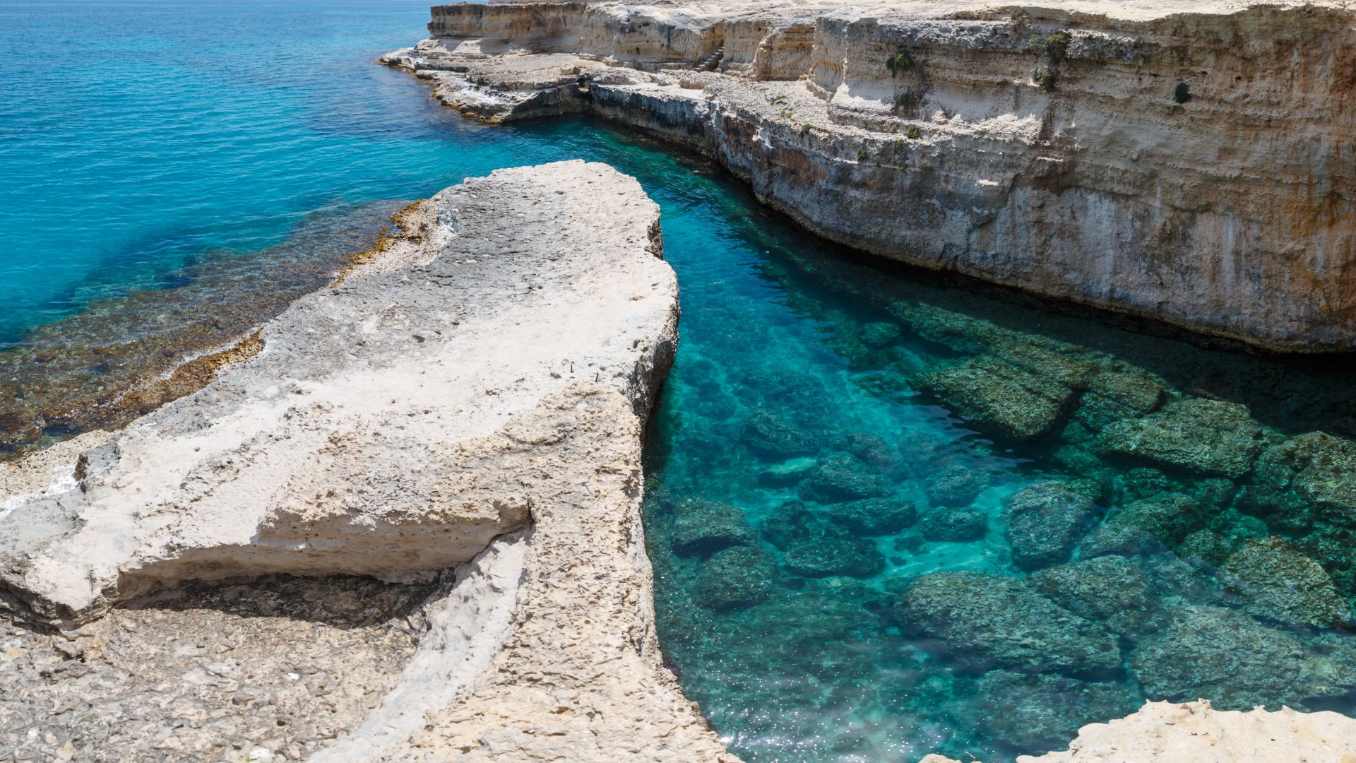 1920x1080 Grotta del Canale im Salento, Apulien • italien!expert