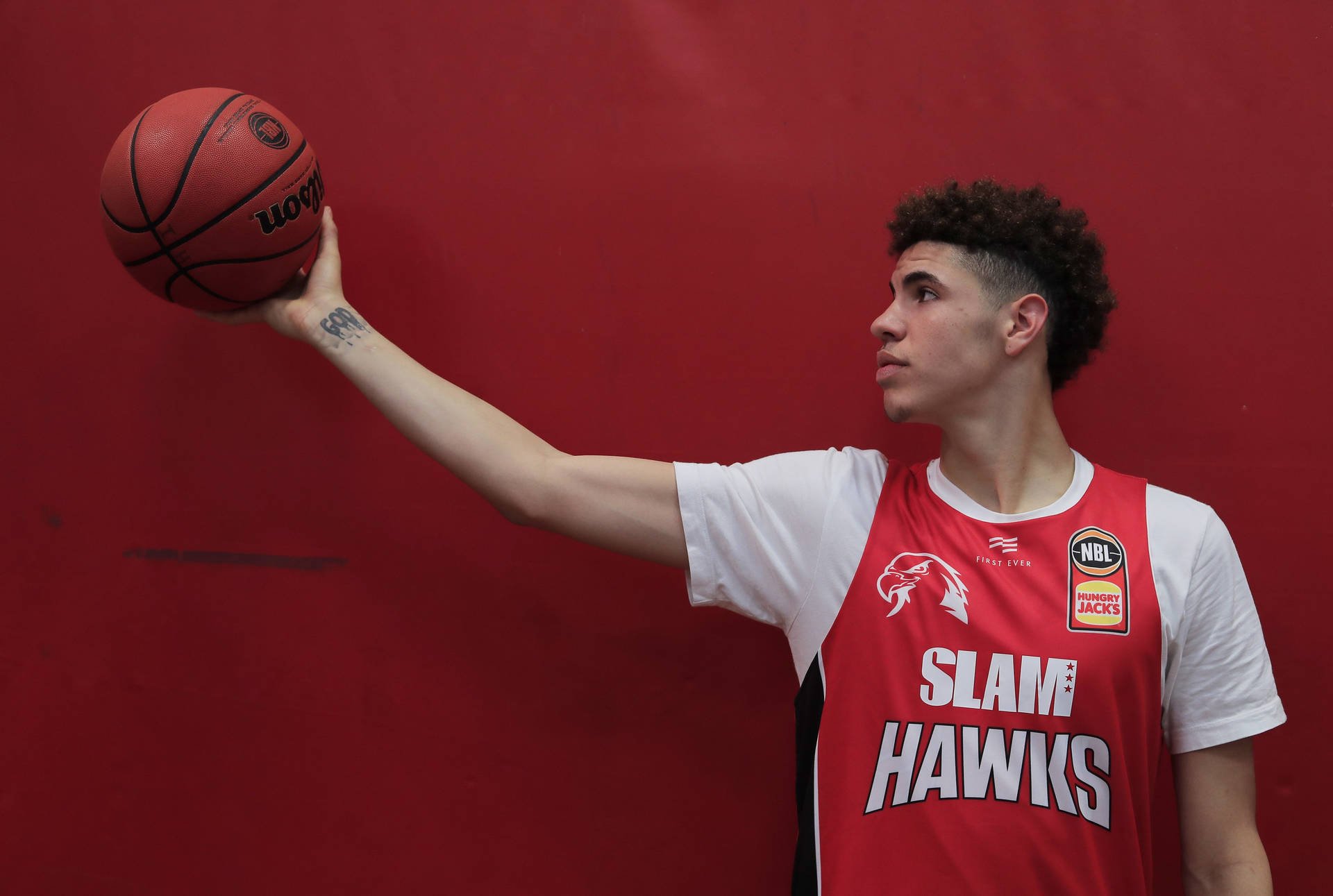 1920x1291 Lamelo Ball Wallpaper