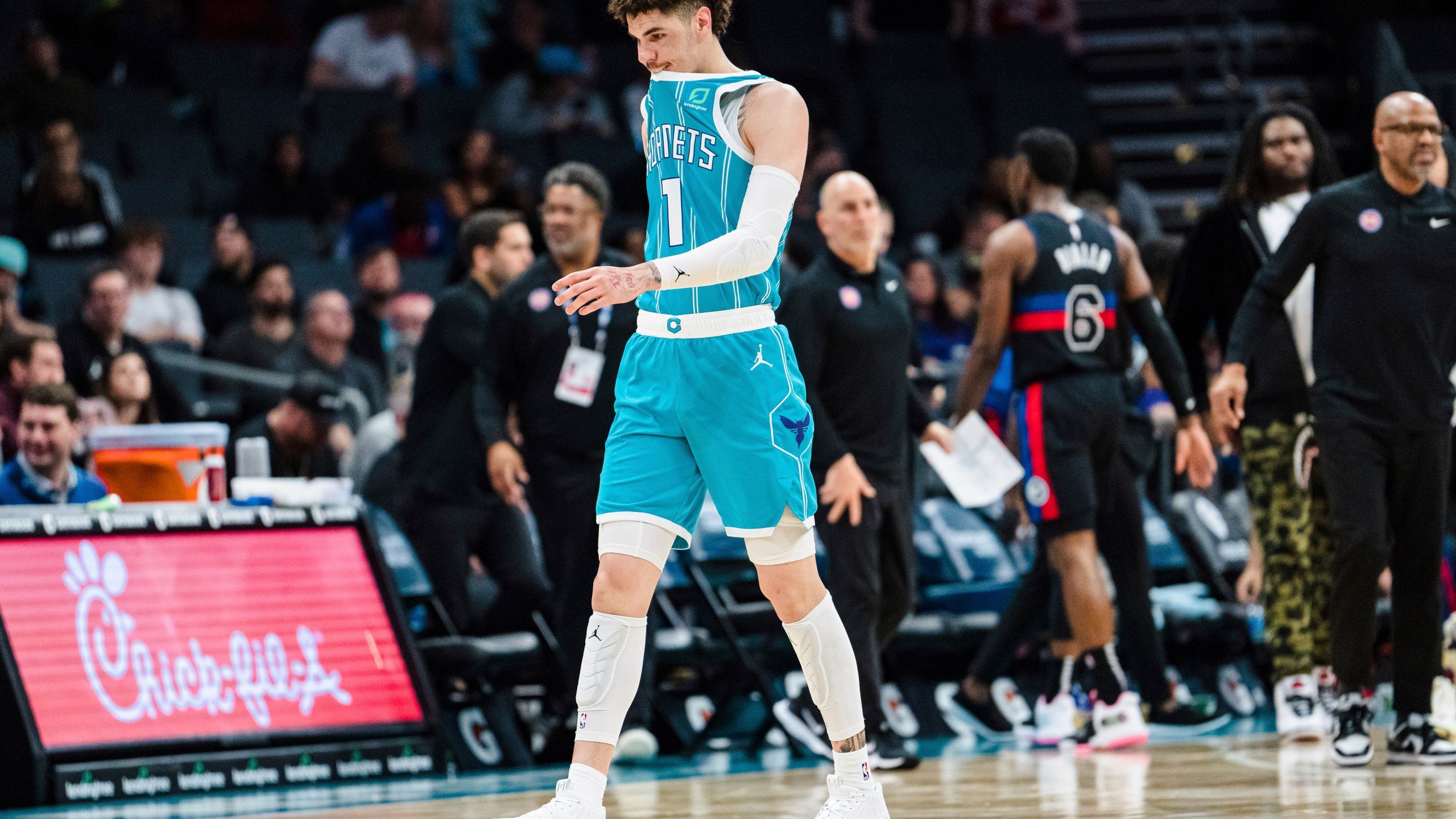 2560x1440 LaMelo Ball Breaks Ankle, Latest Setback In Rough Season. WJHL. Tri Cities News & Weather