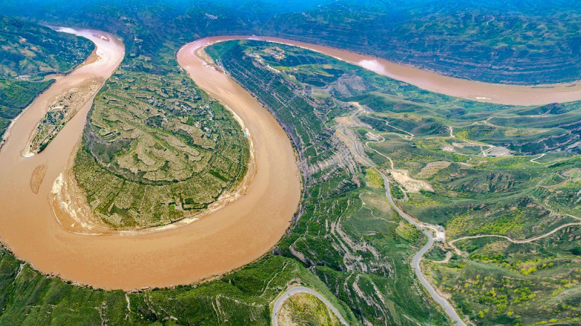 1920x1080 Yellow River Wallpaper