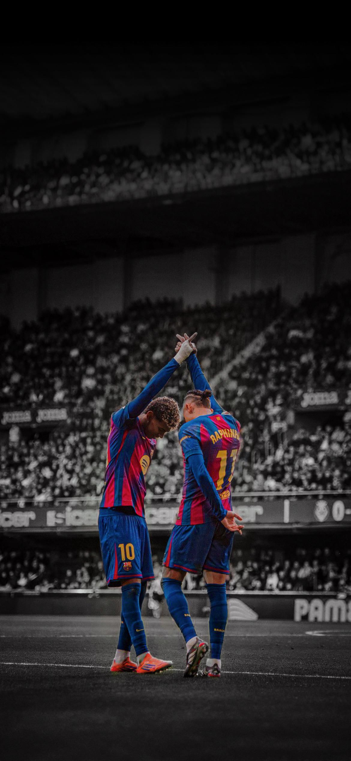1170x2532 Lamine Yamal & Raphinha Wallpaper I made free to use