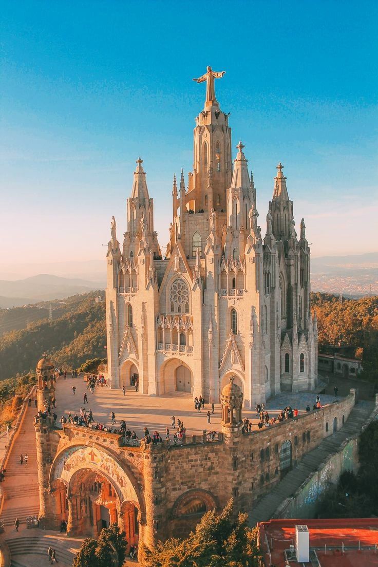 736x1104 Barcelona