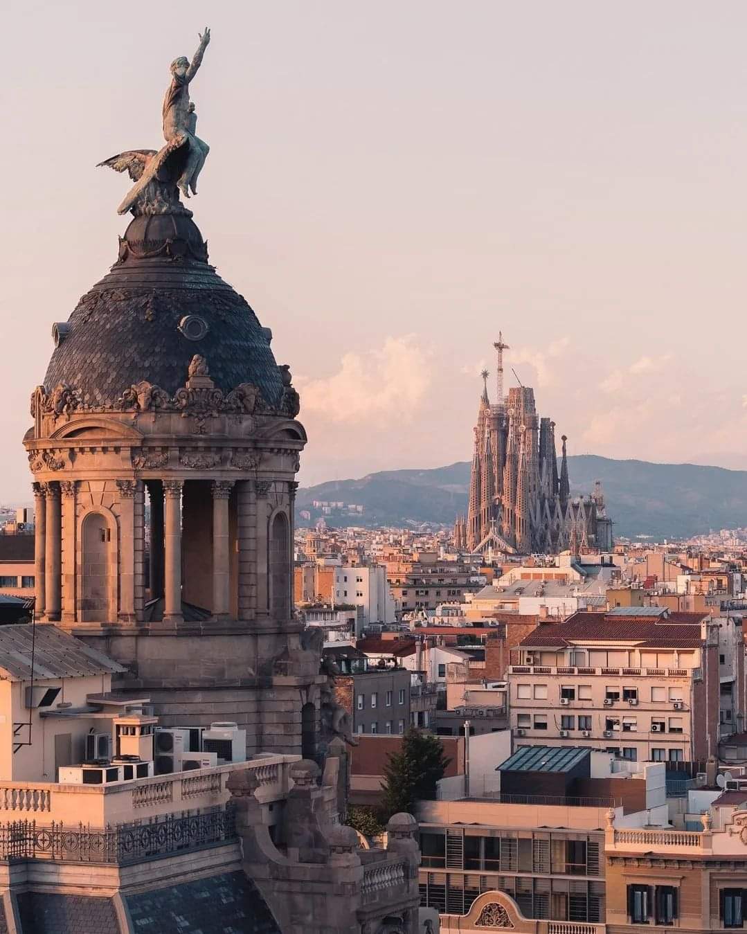 1079x1349 Barcelona