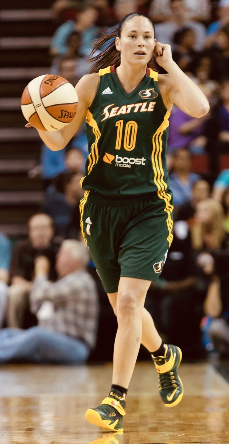 736x1423 I'M EVERY WOMAN. Basketball girls, Female athletes