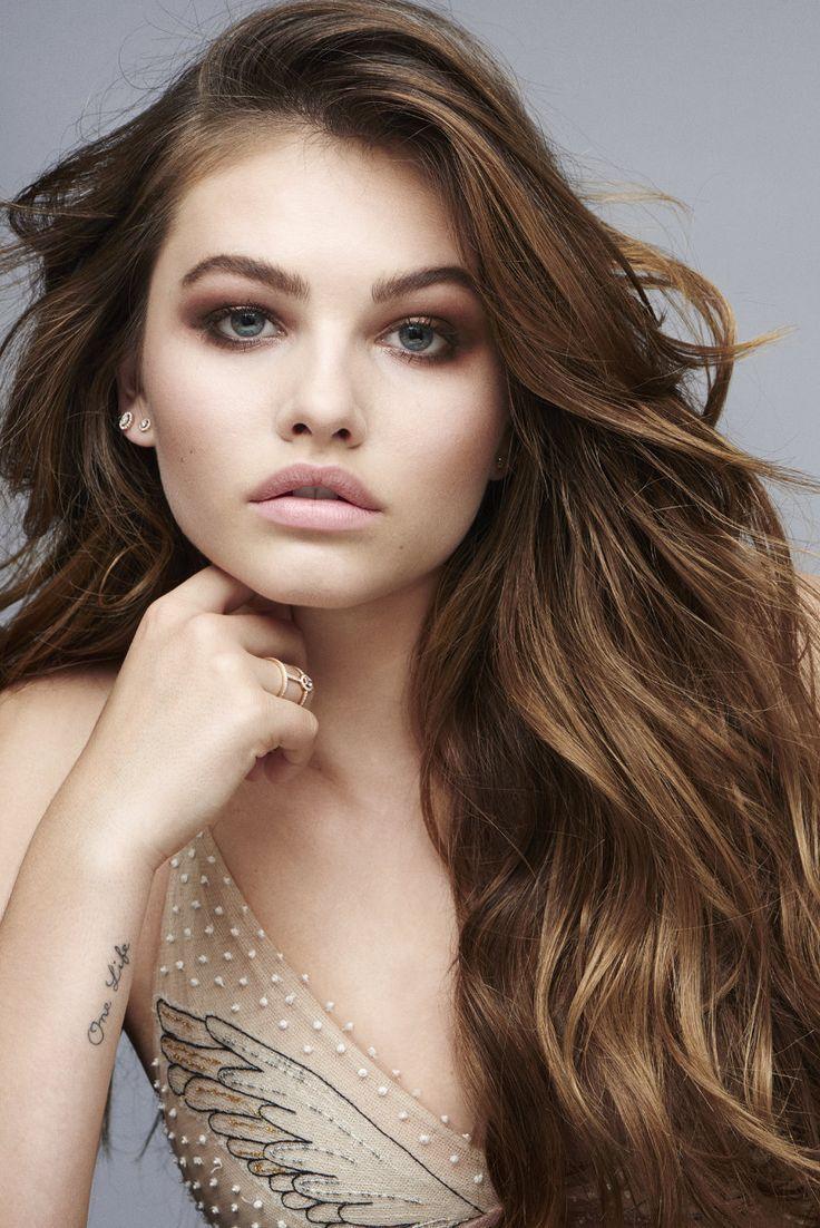 736x1102 Thylane Blondeau Wallpaper